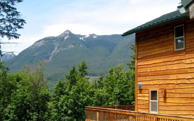 Timberline Pines - Grizzly Tower