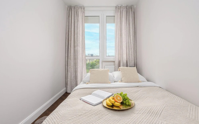 Lumina spacious apartment with parking