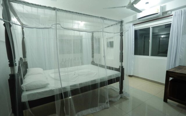 Tharanga Surfing Villa