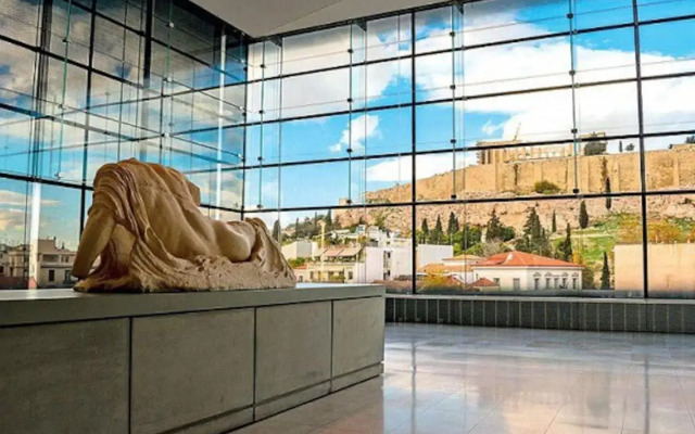 Athens historical center Love suite 2