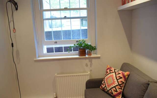 Charming 2 Bedroom Flat in Balham
