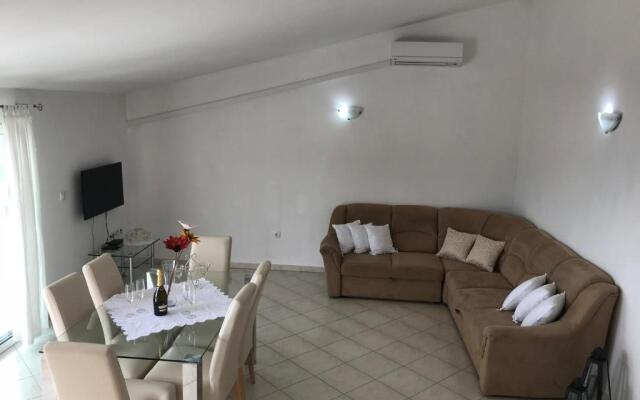 Ivančica Apartments