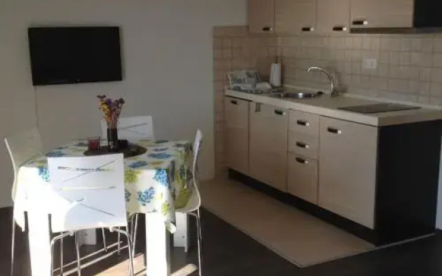 One-Bedroom Apartment in Banjol