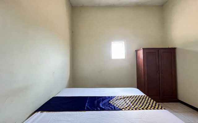 SPOT ON 93423 Kost Berkah Near Kebun Teh Wonosari