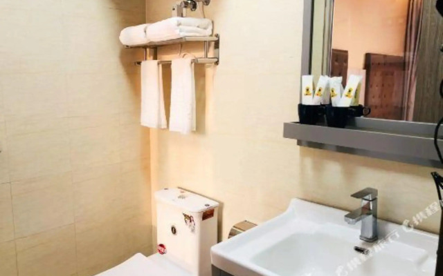 Super 8 Hotel (Shenyang Shenliao Road Industrial University)