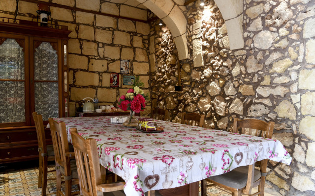 Il-Bàrraġ Farmhouse B&B - Traditional