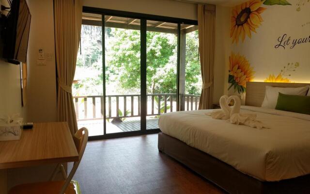 Pantharee Resort (SHA Extra Plus)