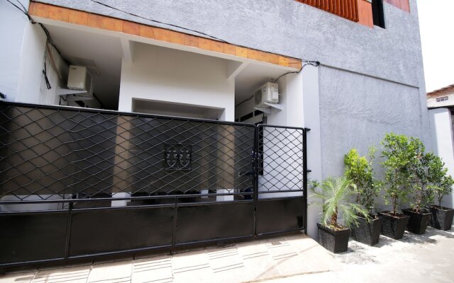 Kamar Keluarga Haji Peeng Syariah
