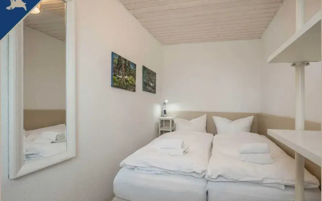 Apartment on the Backwaters, Lutow