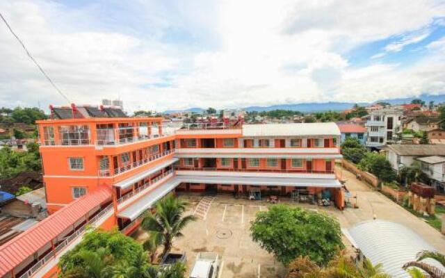 Golden World Hotel