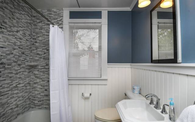 Cross the River 2 Bedroom House