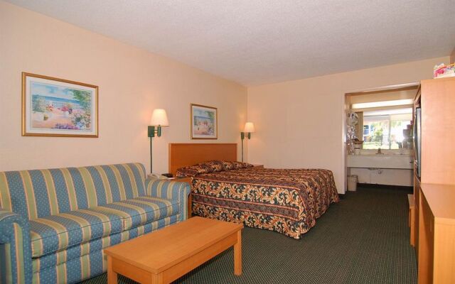 Howard Johnson Inn Tampa Ybor City