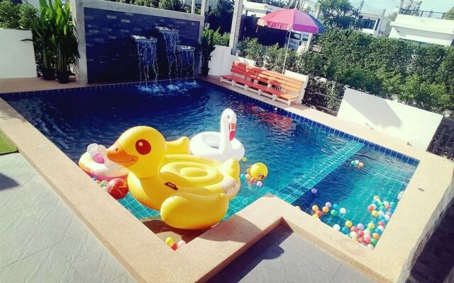 Panbuddee Pool Villa