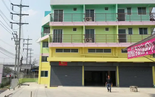 Home stay Rainbow Micky House