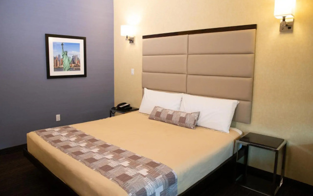 7 Days Hotel Bronx