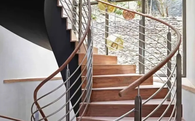 In Residence - Anassa