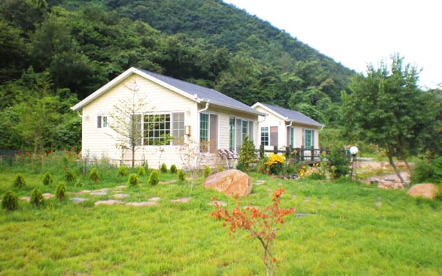 Gyeongju Forest Morning Pension