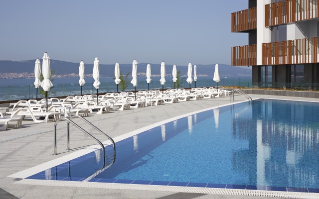Paradiso Aparthotel