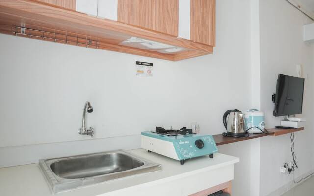 Comfort Studio Room At Bassura City Apartment