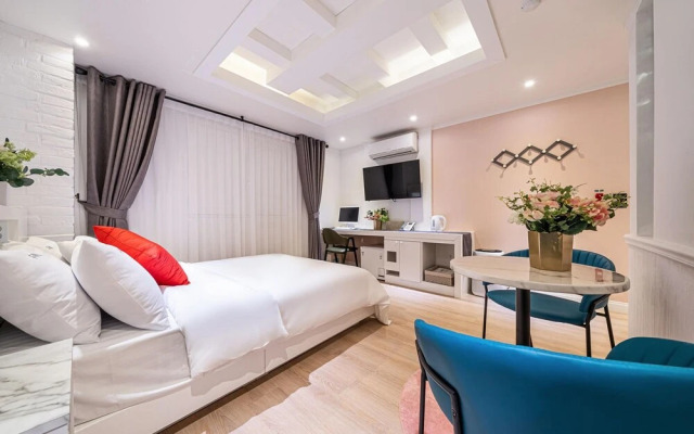 Seocho Toad Hotel