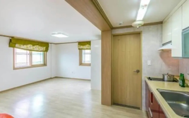 Geoje Beach Maru Pension