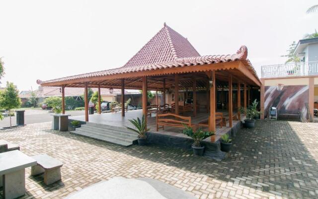 OYO 1567 Pendopo Tumaritis Syariah
