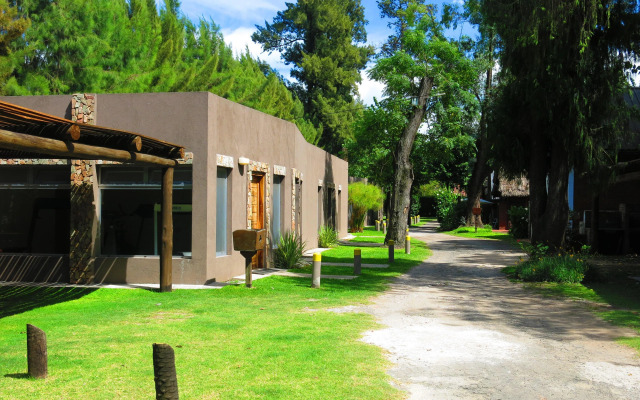 Los Platanos Cabañas & Suites