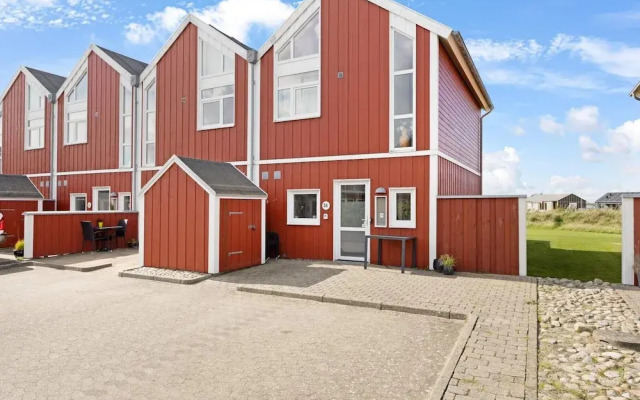 5 Star Holiday Home in Lokken