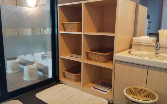 Hotel Route-Inn Yonezawa Ekihigashi