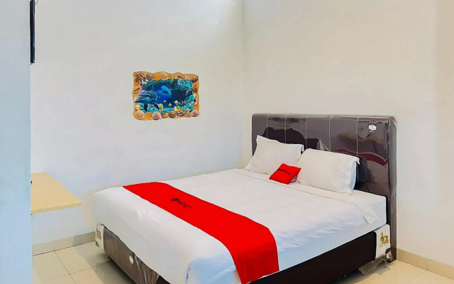 OYO 89995 Damai Guest House