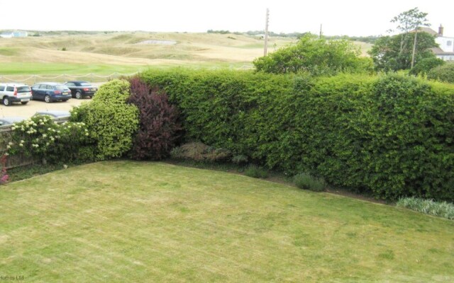 Cleeks Detached House