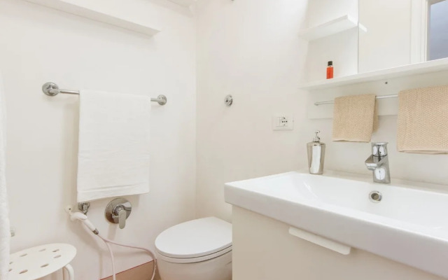 Pandolfini Courtyard