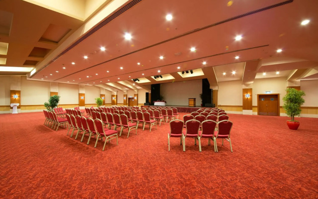 Limak Limra Hotel & Resort