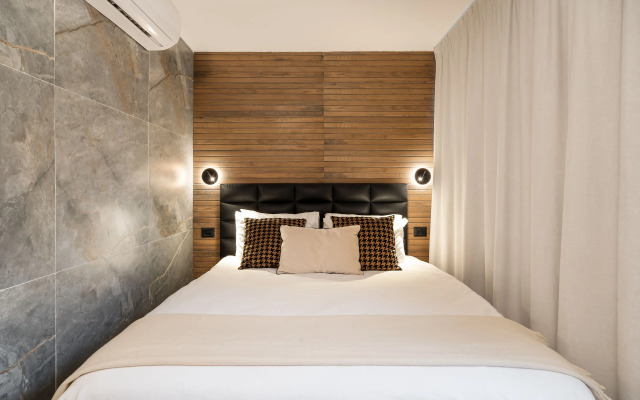 Mulan TLV Hotel