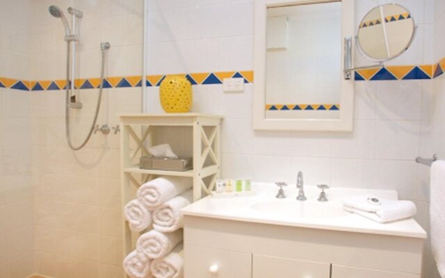 Sorrento Beach Motel