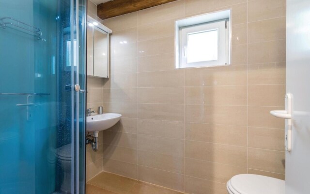 Stunning Home in Premantura With Wifi and 3 Bedrooms