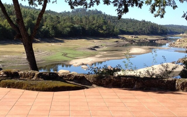 Mansion in Dao Valley by River Beach