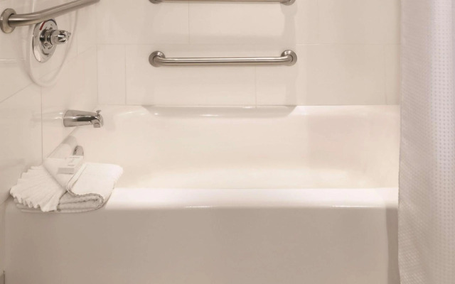 Embassy Suites by Hilton Bloomington/Minneapolis