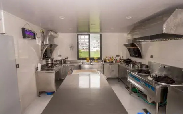 Yinhai 123 Guesthouse