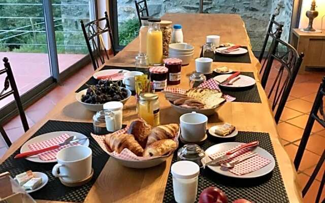 Gîte & Chambres dhôtes Mas La Tardosse