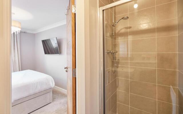 Host Stay Aidan Gardens