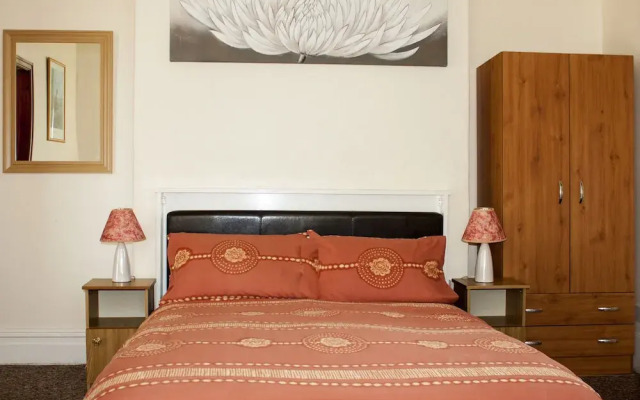 Adelphi Holiday Flats