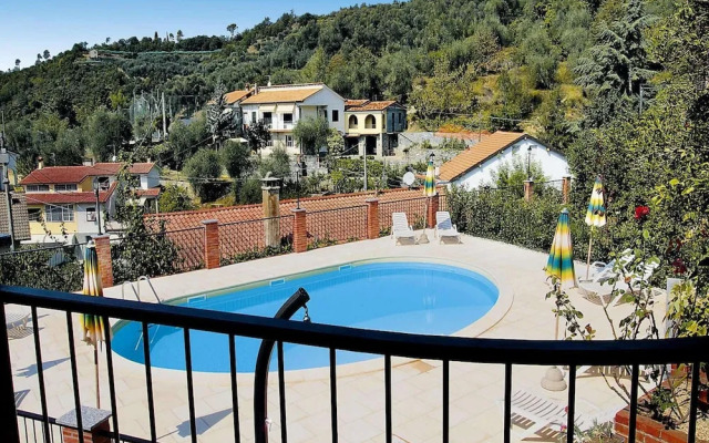 Apartment in Castellaro With Garden