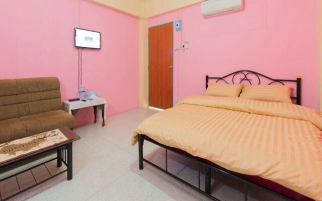 Roomstay Ruenkaew