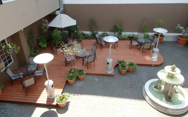 Quality Inn Downtown Inner Harbour