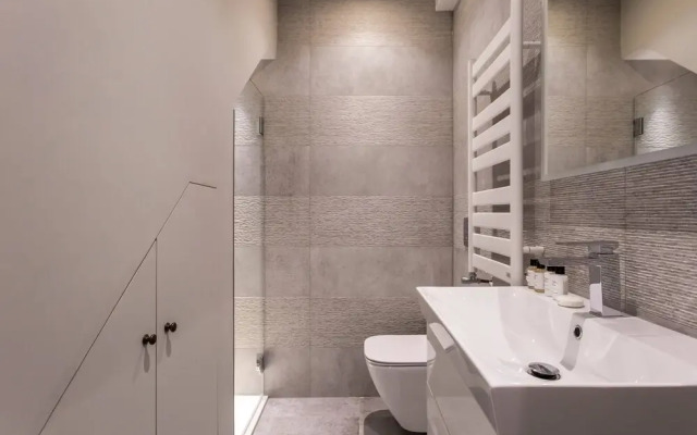 Nevern Square VIII by onefinestay