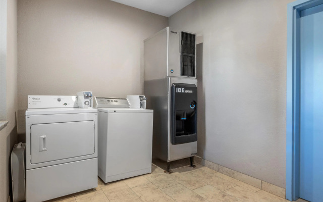 SureStay Plus Hotel by Best Western Ada