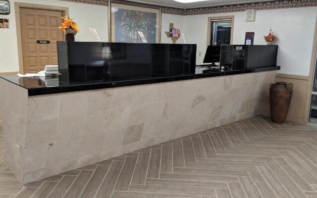 Motel 6 New Boston, TX