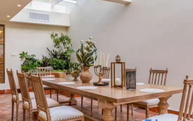Fifth Season · Provence Private Hot Spring Homestay – Restaurant – Changzhou