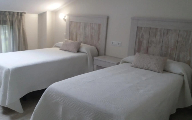 Apartamentos La Pradera de Isla